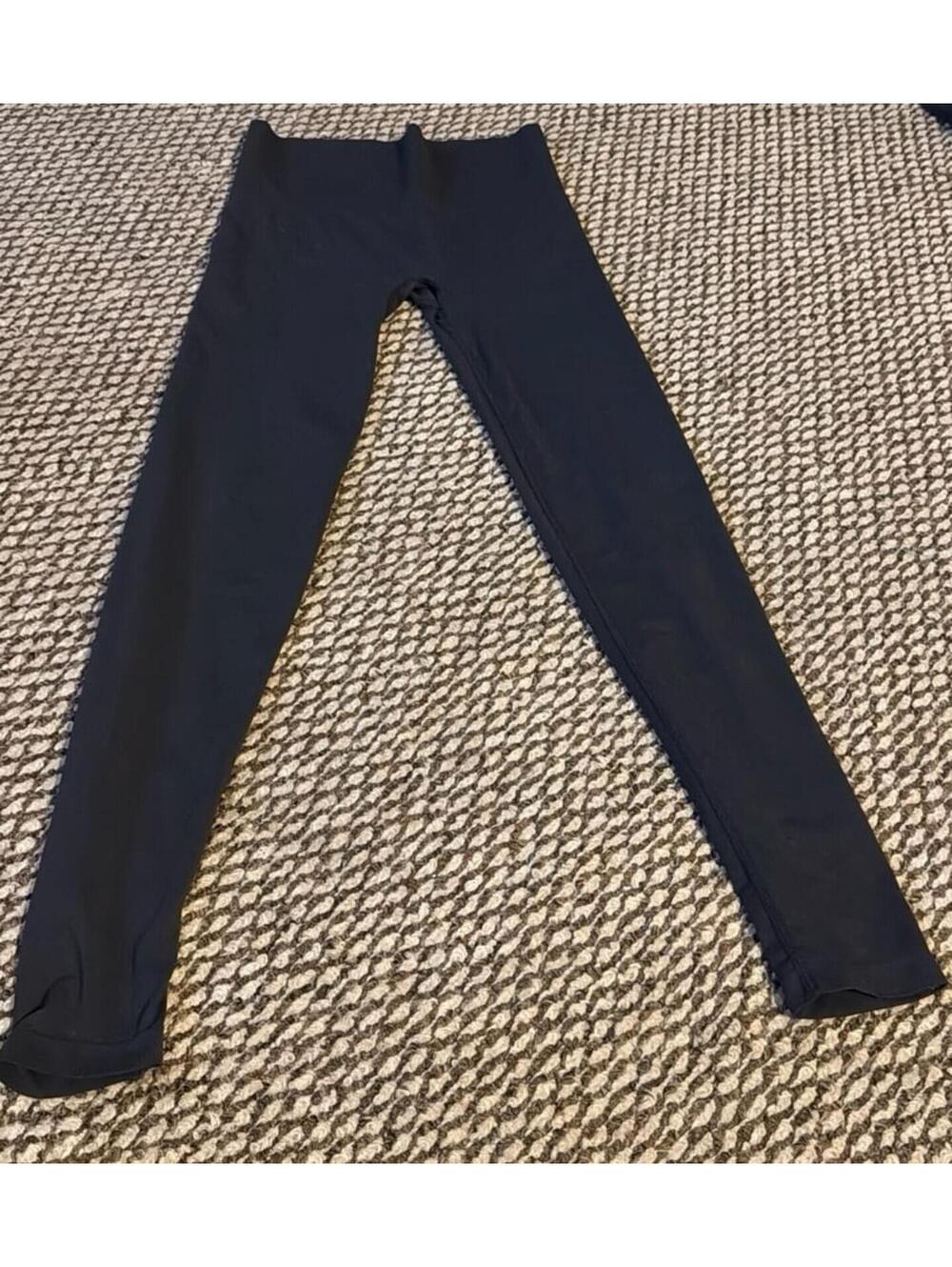 SKIMS Black Leggings